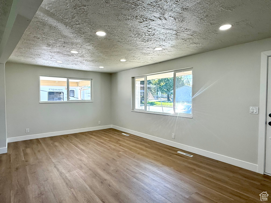 2418 W 4750 S Roy, UT 84067