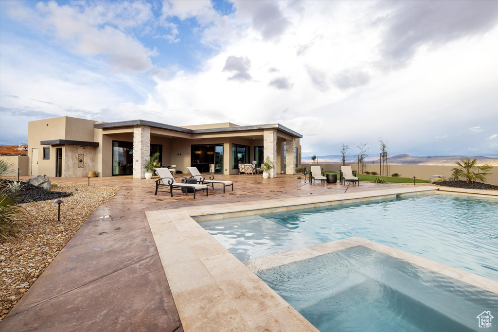 Photo 46 for MLS #2111795 at 5627 W Desert Dream