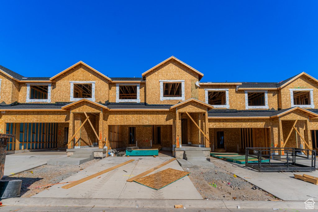 Photo 1 for MLS #2111799 at 582 W Sungleam Ln #2381