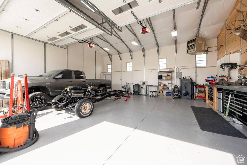 6122 W COUNTRY APPLE CT West Valley City, UT 84128