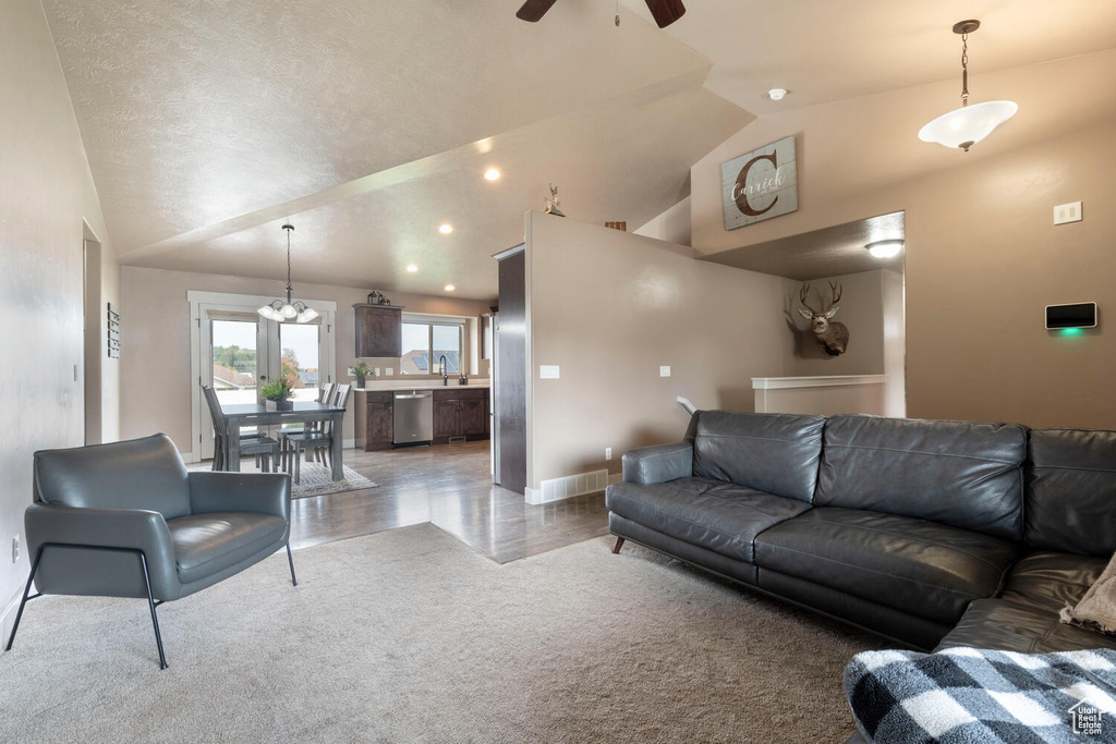 6122 W COUNTRY APPLE CT West Valley City, UT 84128