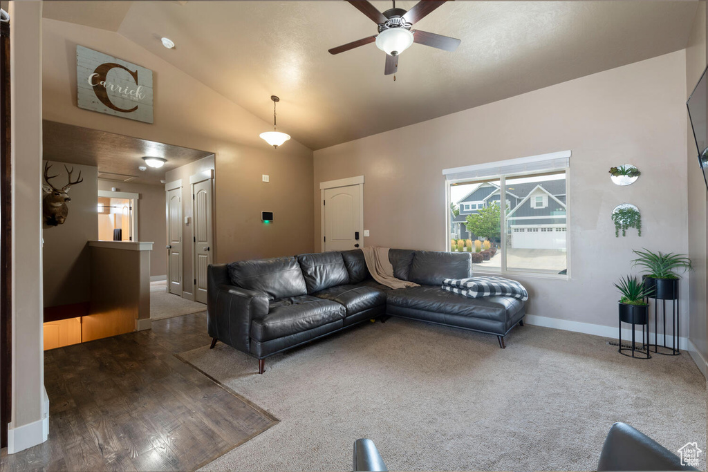 6122 W COUNTRY APPLE CT West Valley City, UT 84128