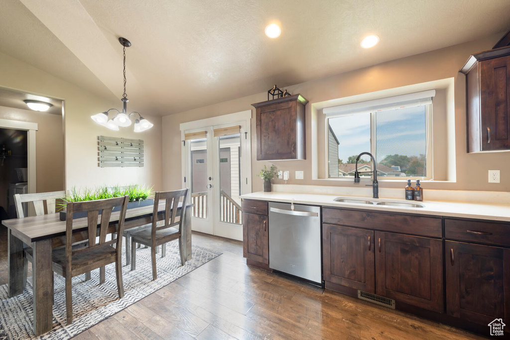 6122 W COUNTRY APPLE CT West Valley City, UT 84128