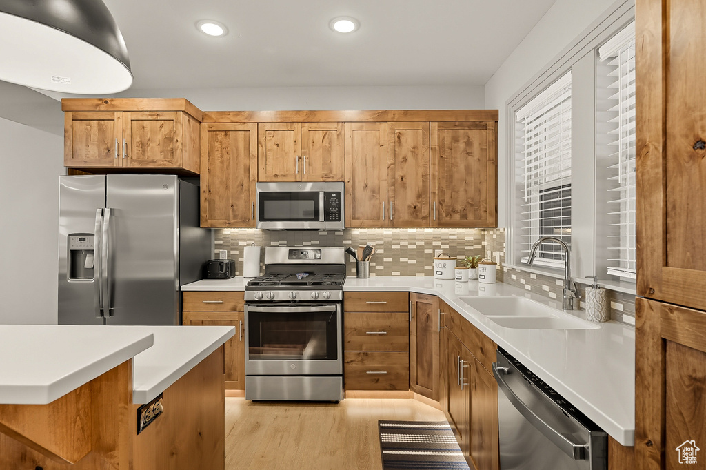 Photo 10 for MLS #2111810 at 875 S Lincoln Ave #2