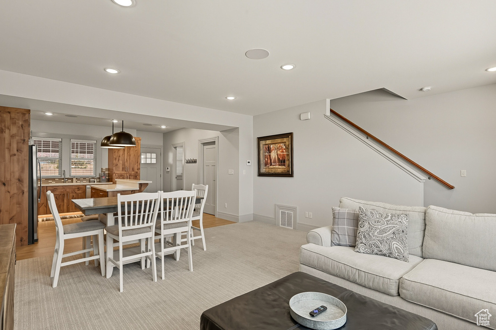 Photo 7 for MLS #2111810 at 875 S Lincoln Ave #2
