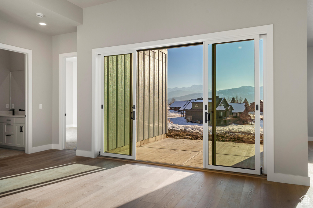 5713 E ELKHORN DR Eden, UT 84310