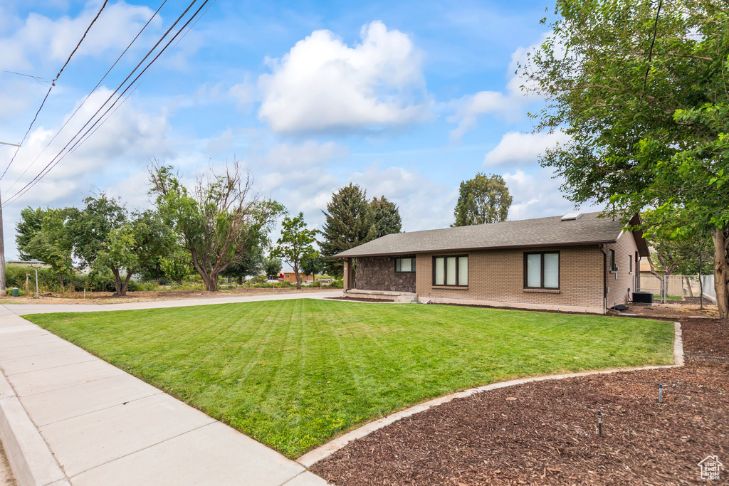 Photo 4 for MLS #2111817 at 248 S Center St