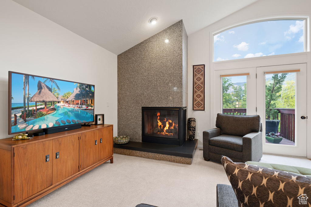 Photo 10 for MLS #2111832 at 944 Ben Lomond Ave