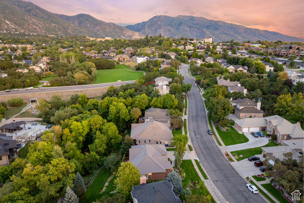 Photo 57 for MLS #2111832 at 944 Ben Lomond Ave