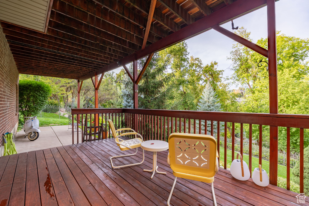 Photo 67 for MLS #2111832 at 944 Ben Lomond Ave