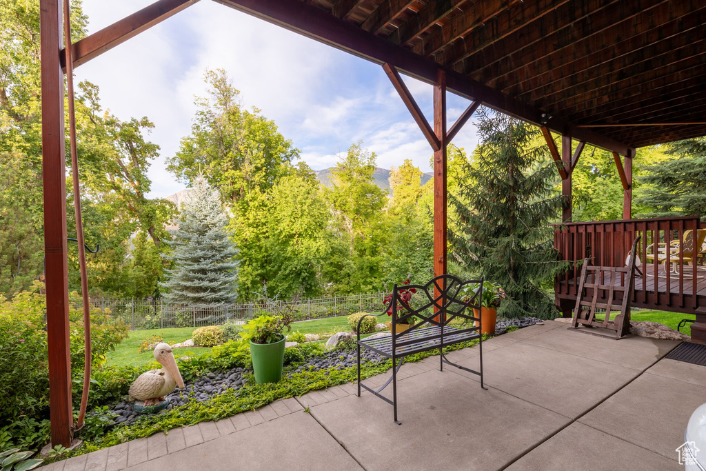 Photo 66 for MLS #2111832 at 944 Ben Lomond Ave