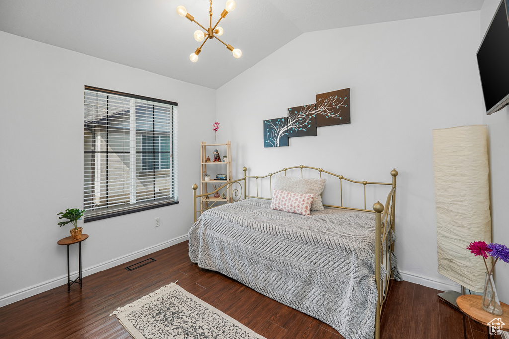 Photo 11 for MLS #2111835 at 1022 W Allington Dr