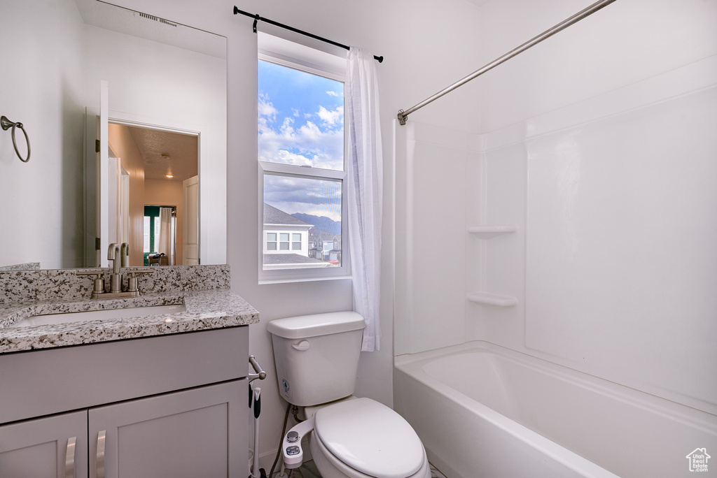 Photo 16 for MLS #2111836 at 9757 N Caldwell Pl
