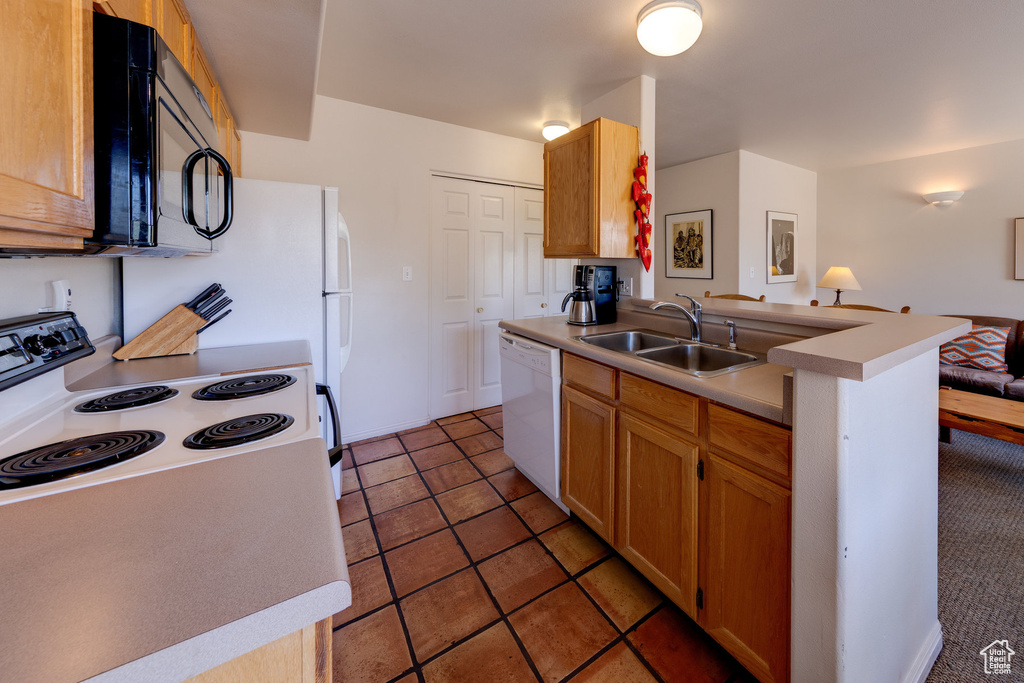 Photo 15 for MLS #2111849 at 3329 E Fairway Loop