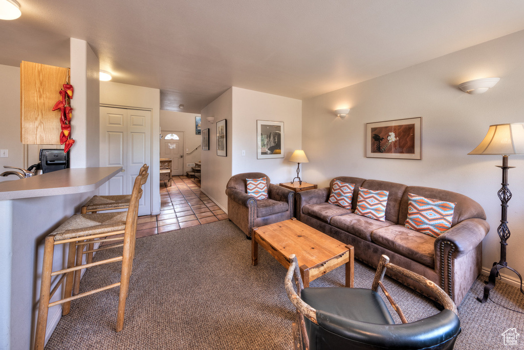 Photo 3 for MLS #2111849 at 3329 E Fairway Loop