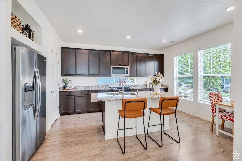 Photo 8 for MLS #2111851 at 6101 W Lake Ave