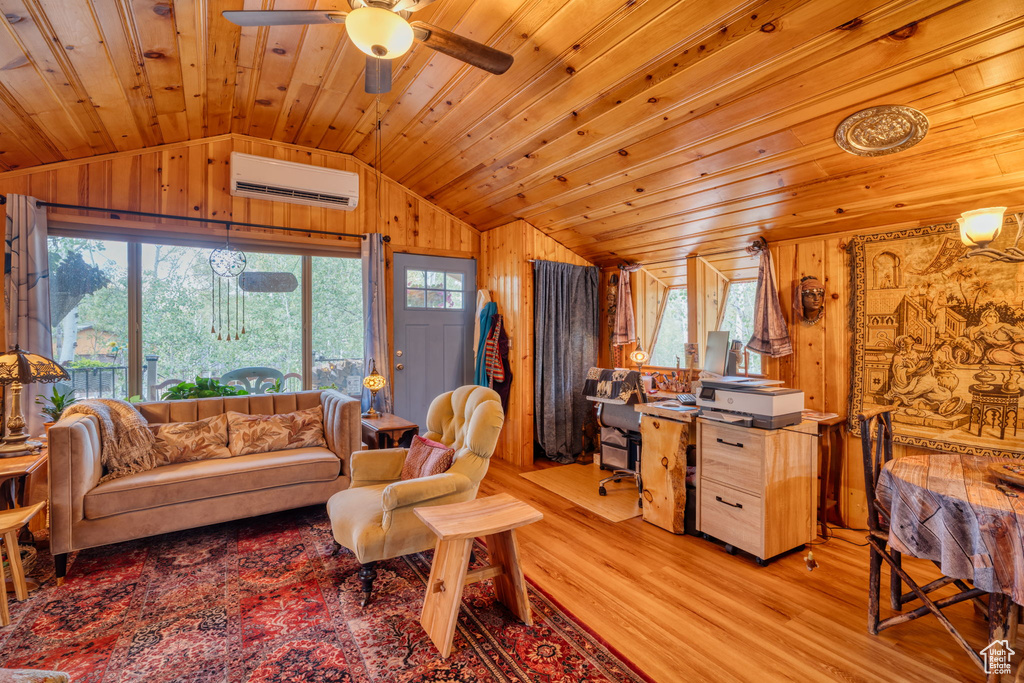 Photo 9 for MLS #2111858 at 714 Spotted Fawn Way