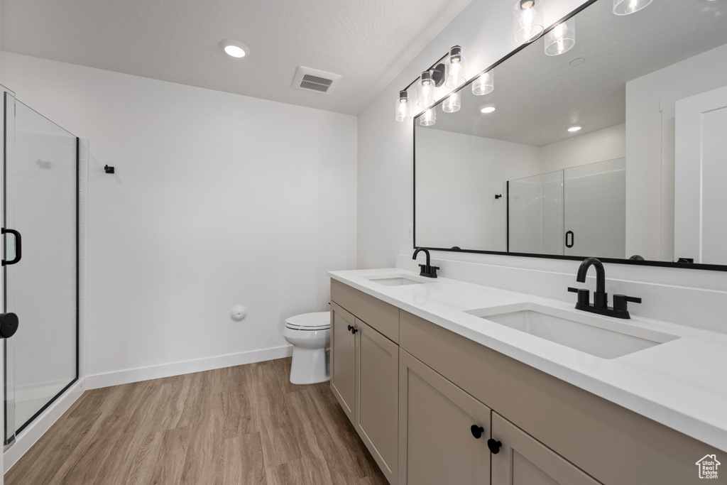 Photo 10 for MLS #2111860 at 226 N Cliffside Dr #L-105