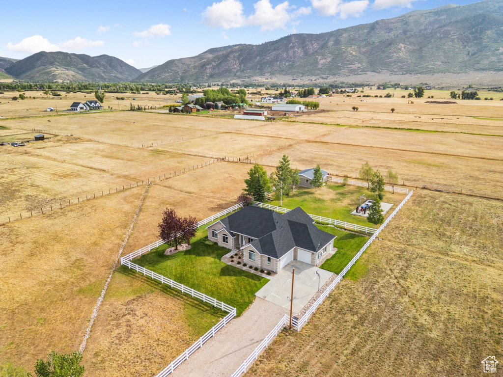 Photo 4 for MLS #2111872 at 3994 N New Ln