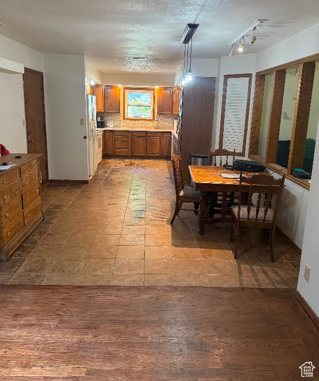 Photo 5 for MLS #2111888 at 3053 Wesley Powell Dr