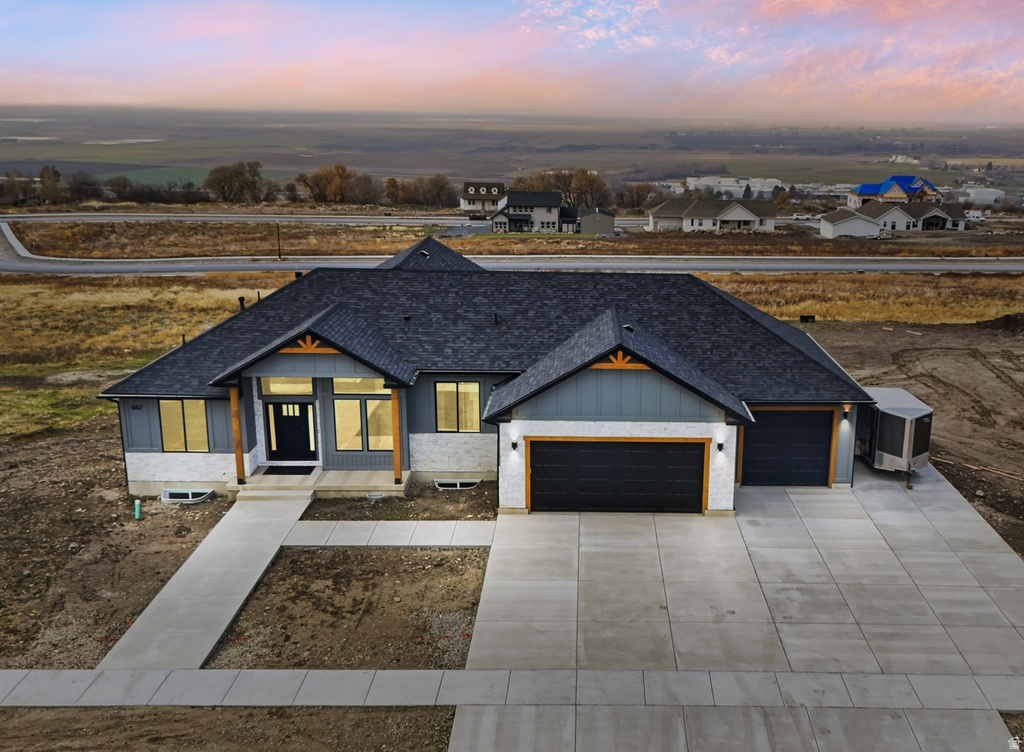 667 N Cherry Creek Pkwy ##23