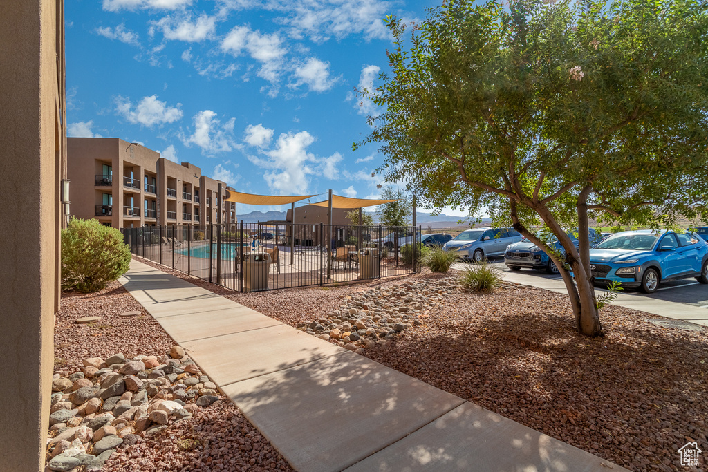 5228 VILLAS DR #4-102 Hurricane, UT 84737