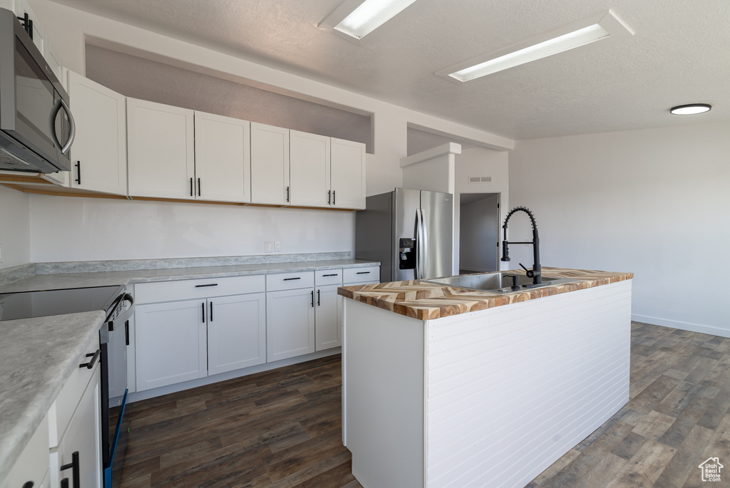 7272 N 9750 E Lapoint, UT 84039