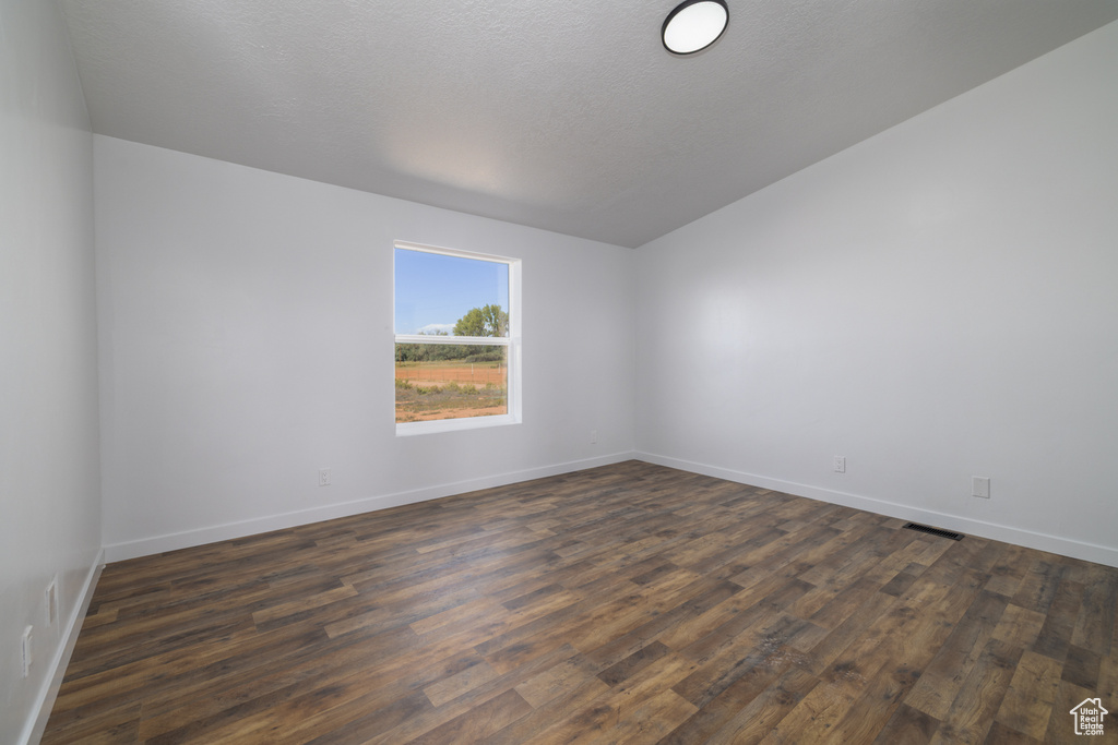 7272 N 9750 E Lapoint, UT 84039