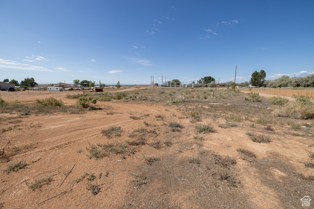 7272 N 9750 E Lapoint, UT 84039