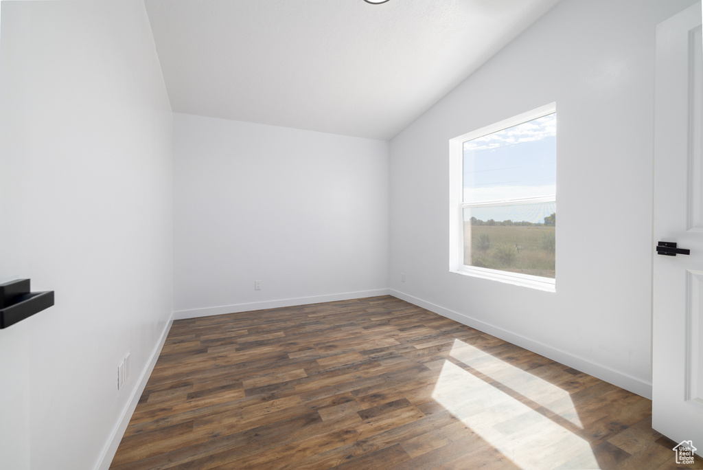 7272 N 9750 E Lapoint, UT 84039