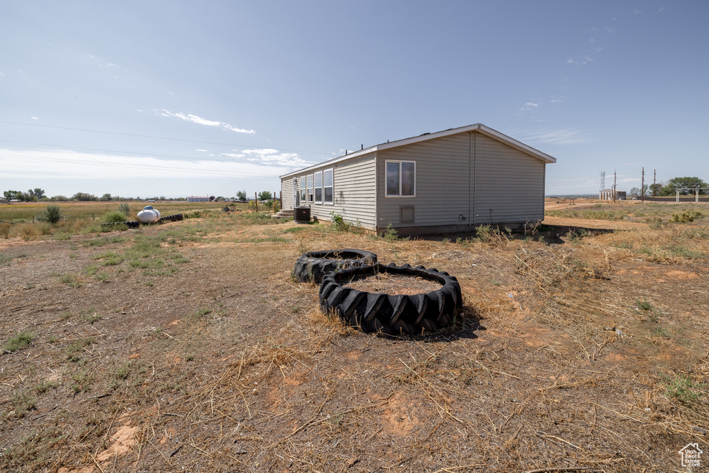7272 N 9750 E Lapoint, UT 84039