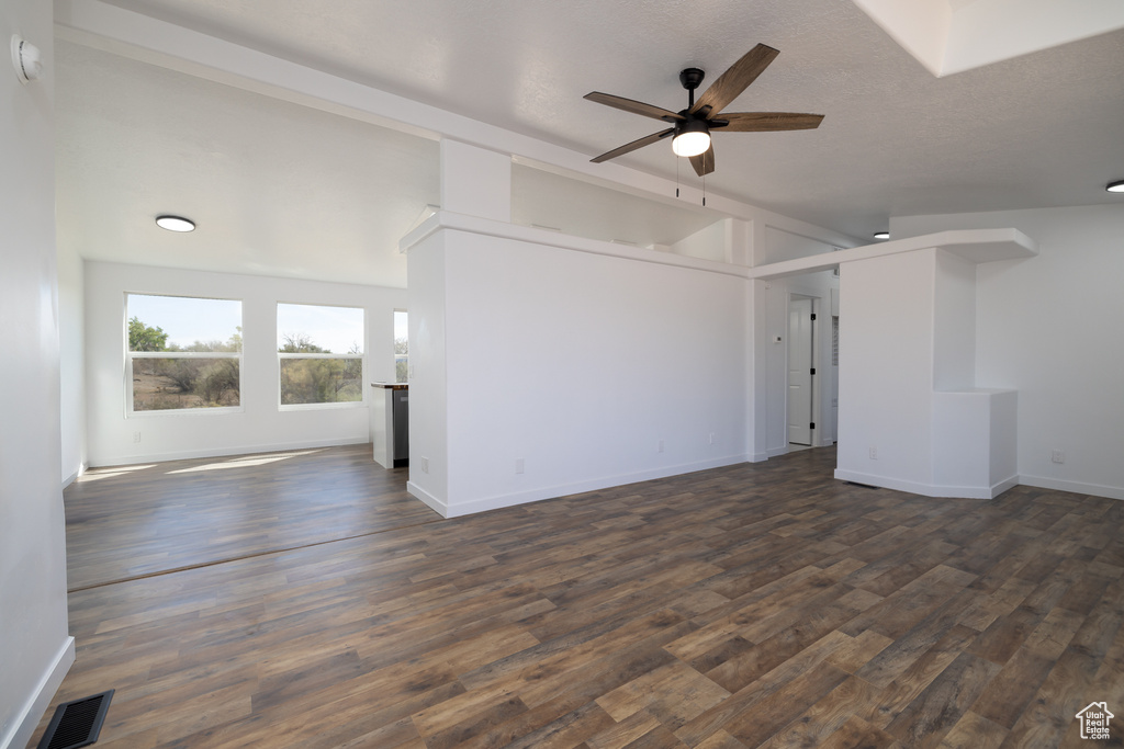 7272 N 9750 E Lapoint, UT 84039