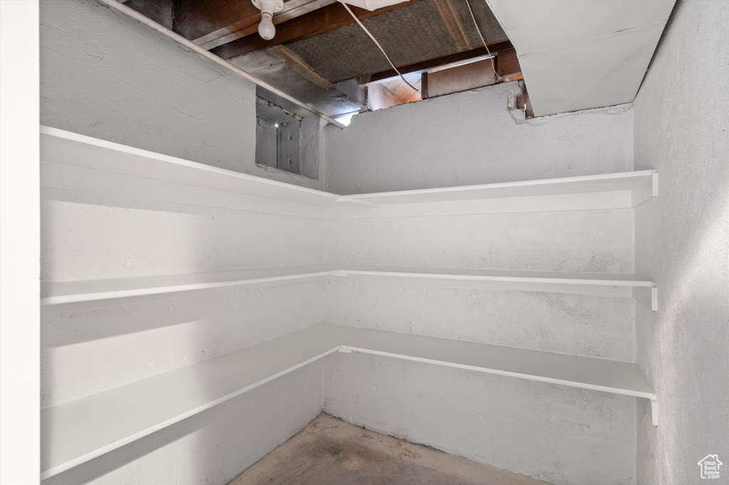 Photo 25 for MLS #2111911 at 955 Kiesel Ave