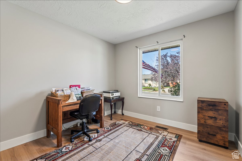 Photo 20 for MLS #2111912 at 3847 W Elwood Way