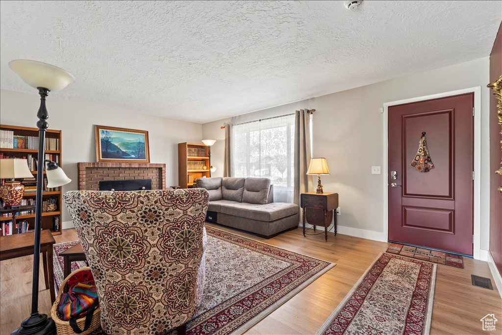 Photo 4 for MLS #2111912 at 3847 W Elwood Way