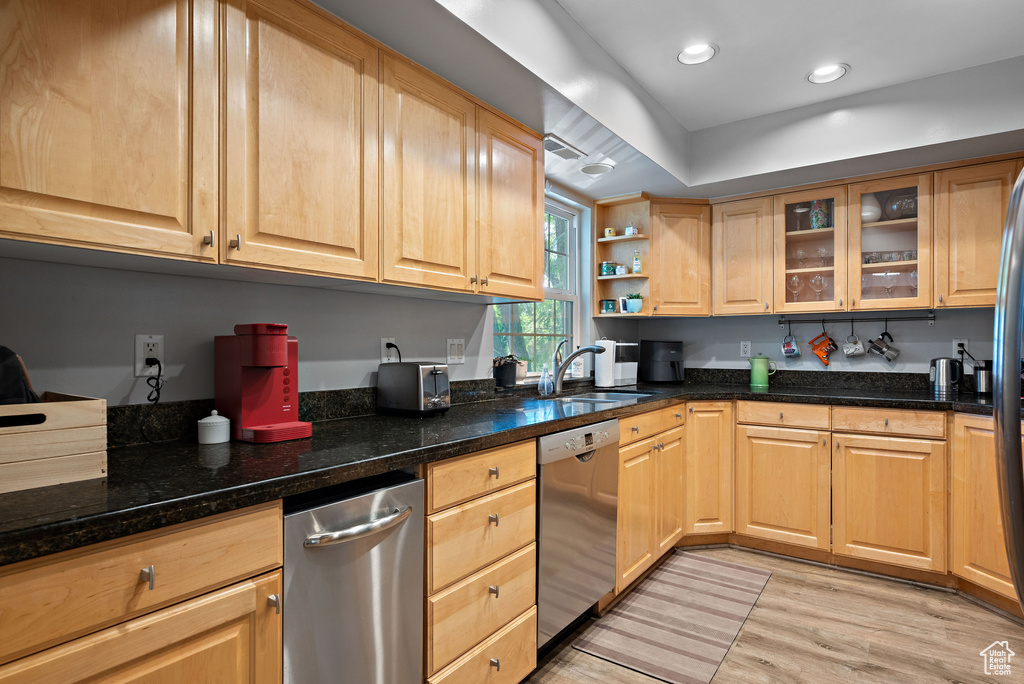 Photo 9 for MLS #2111913 at 665 E 4025 South #H