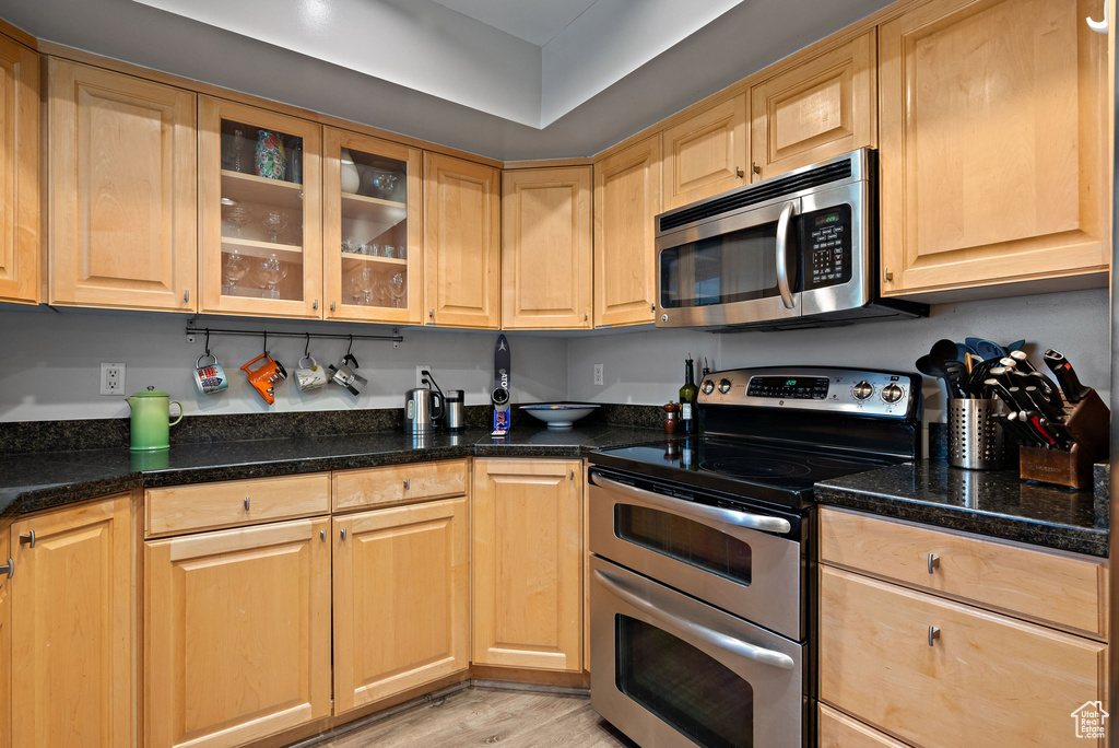 Photo 10 for MLS #2111913 at 665 E 4025 South #H