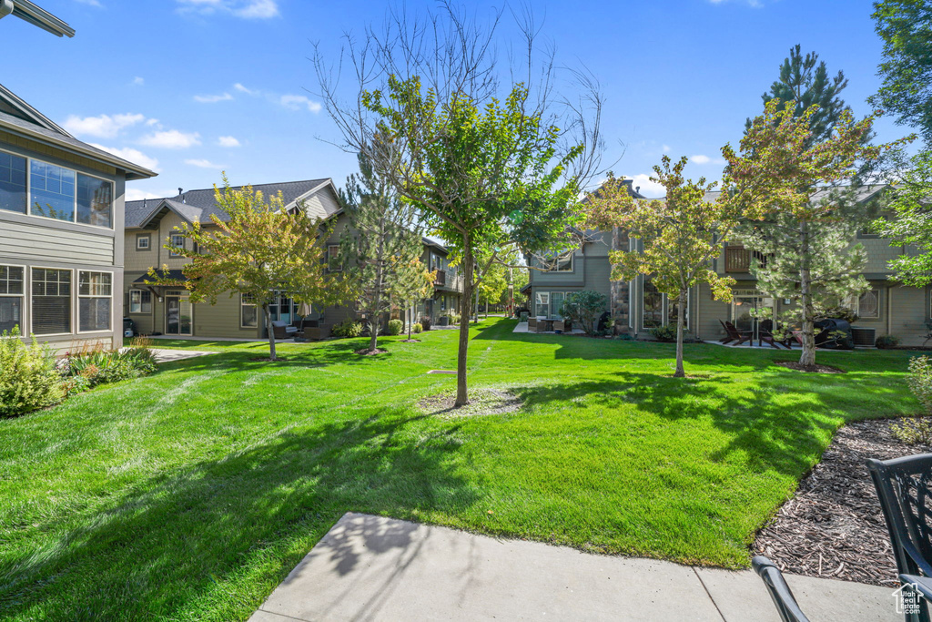 Photo 29 for MLS #2111930 at 6010 N Fox Pointe Cir #B1