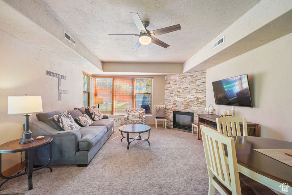 Photo 4 for MLS #2111930 at 6010 N Fox Pointe Cir #B1