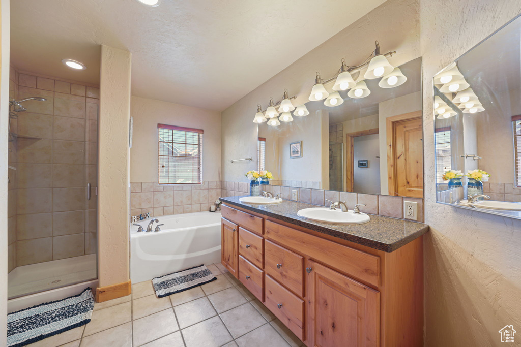 Photo 19 for MLS #2111930 at 6010 N Fox Pointe Cir #B1