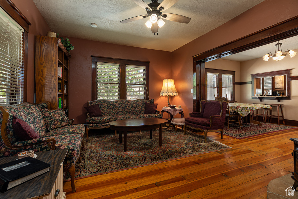 Photo 5 for MLS #2111935 at 90 N Main
