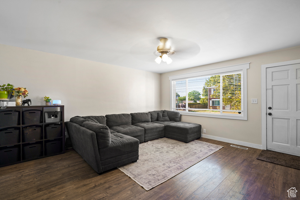 Photo 3 for MLS #2111944 at 463 N 400 East #11D