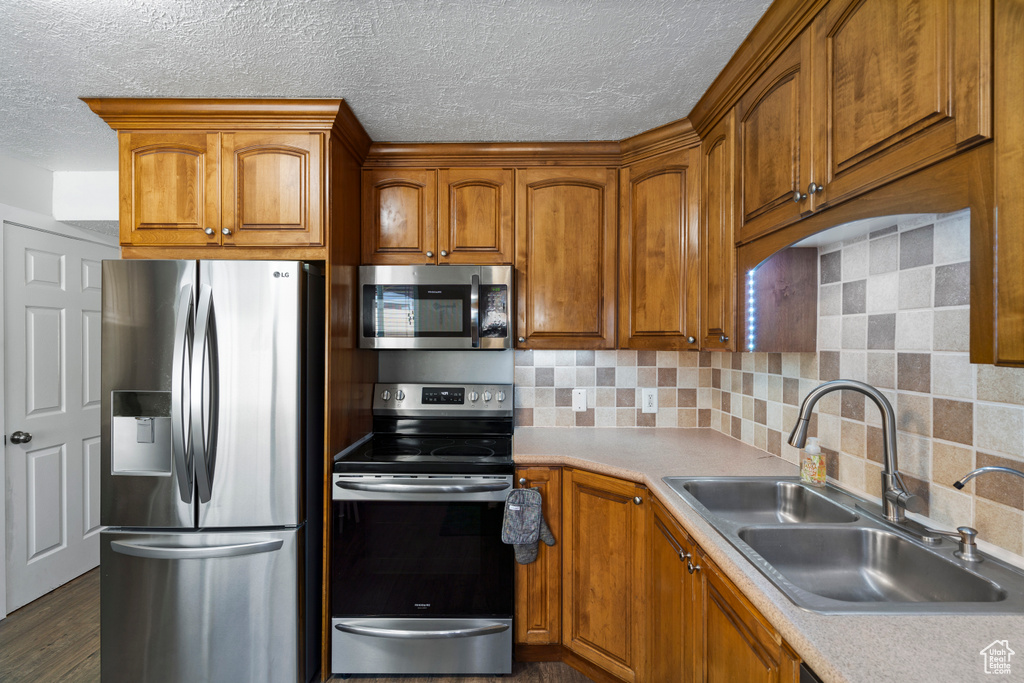 Photo 5 for MLS #2111944 at 463 N 400 East #11D