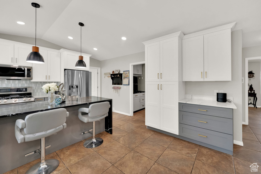 Photo 17 for MLS #2111953 at 1356 Eastpoint Dr
