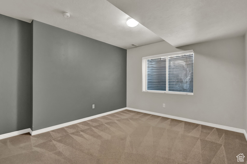 Photo 31 for MLS #2111953 at 1356 Eastpoint Dr