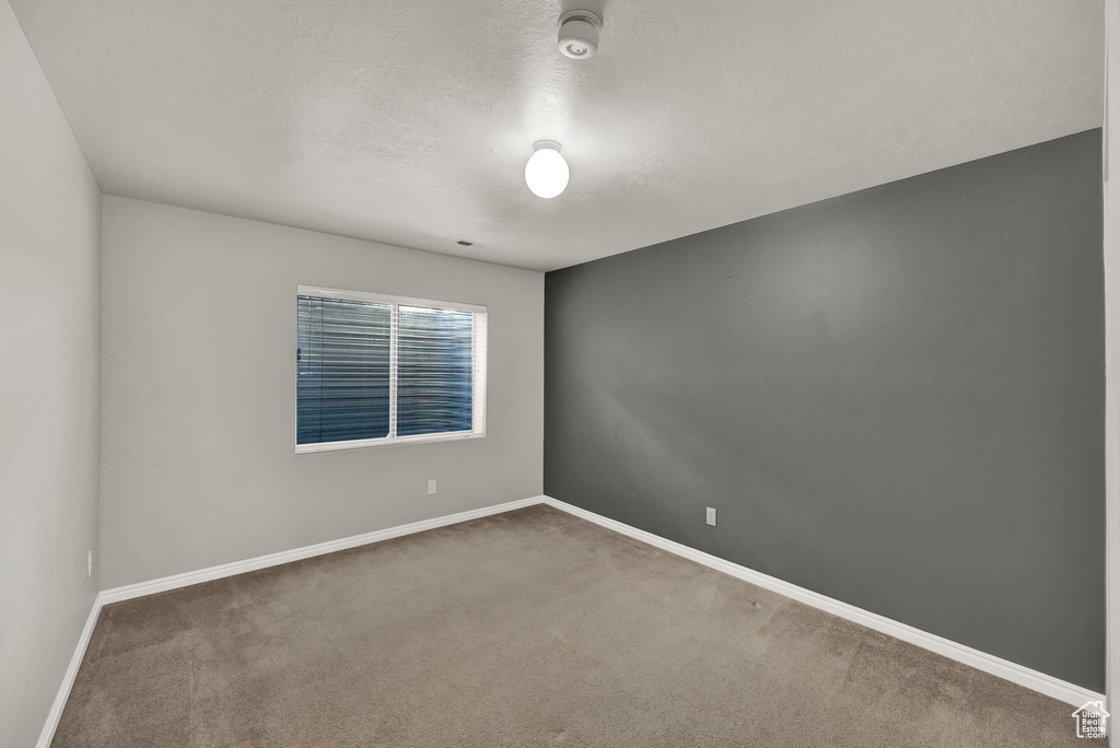 Photo 32 for MLS #2111953 at 1356 Eastpoint Dr