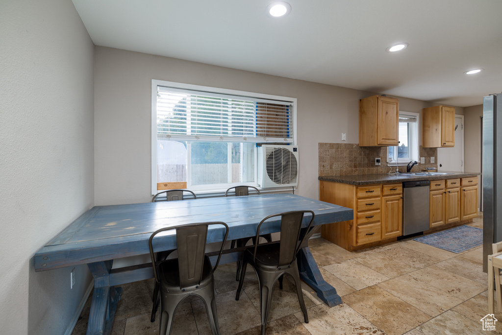 Photo 6 for MLS #2111956 at 342 N 700 East