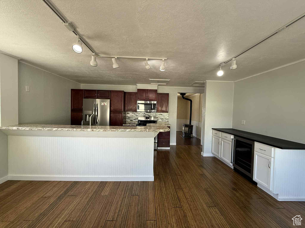 Photo 14 for MLS #2111957 at 250 N 6th Ave