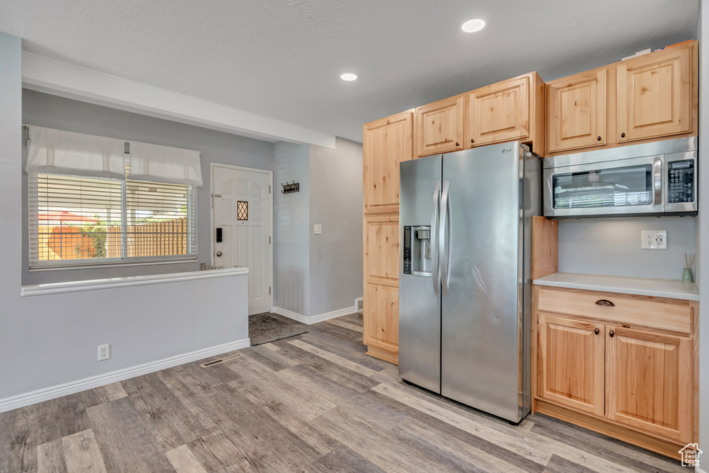 Photo 8 for MLS #2111965 at 1886 W Champagne Ave