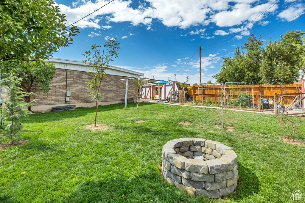 Photo 45 for MLS #2111965 at 1886 W Champagne Ave